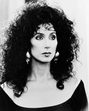 portrait de Cher, actrice et chanteuse atteinte de dyscalculie